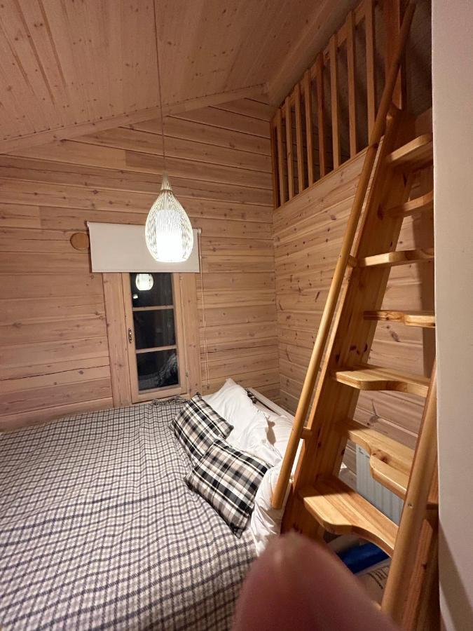Sauna Cabin In The Heart Of Nuuksio National Park - Moekki Nuuksiossa Еспоо Екстериор снимка