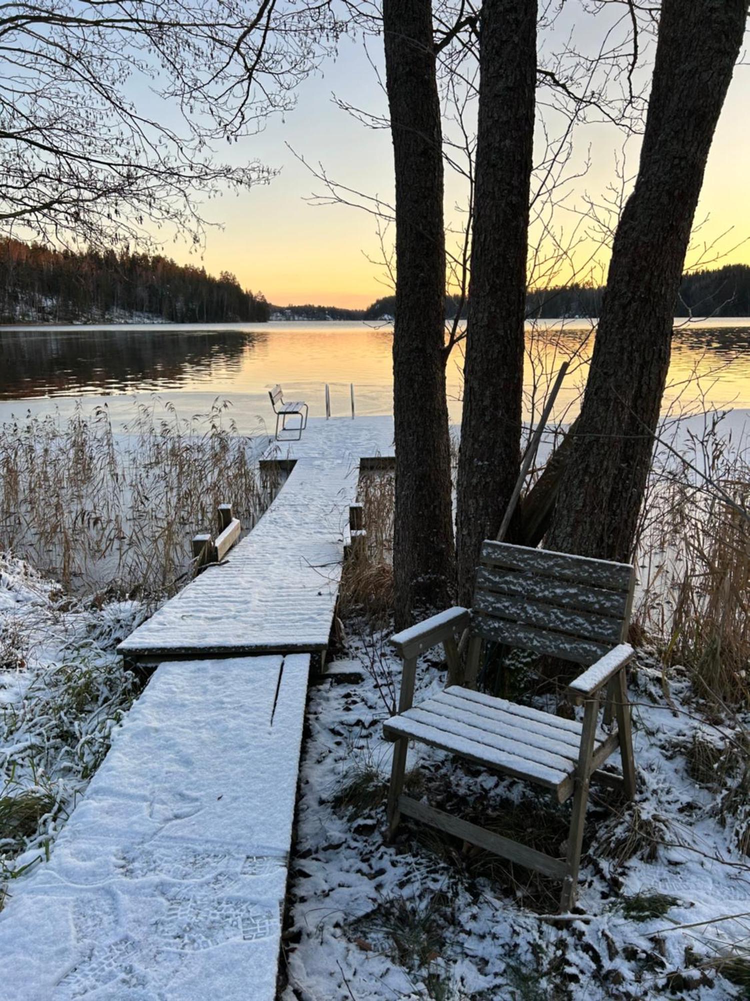 Sauna Cabin In The Heart Of Nuuksio National Park - Moekki Nuuksiossa Еспоо Екстериор снимка
