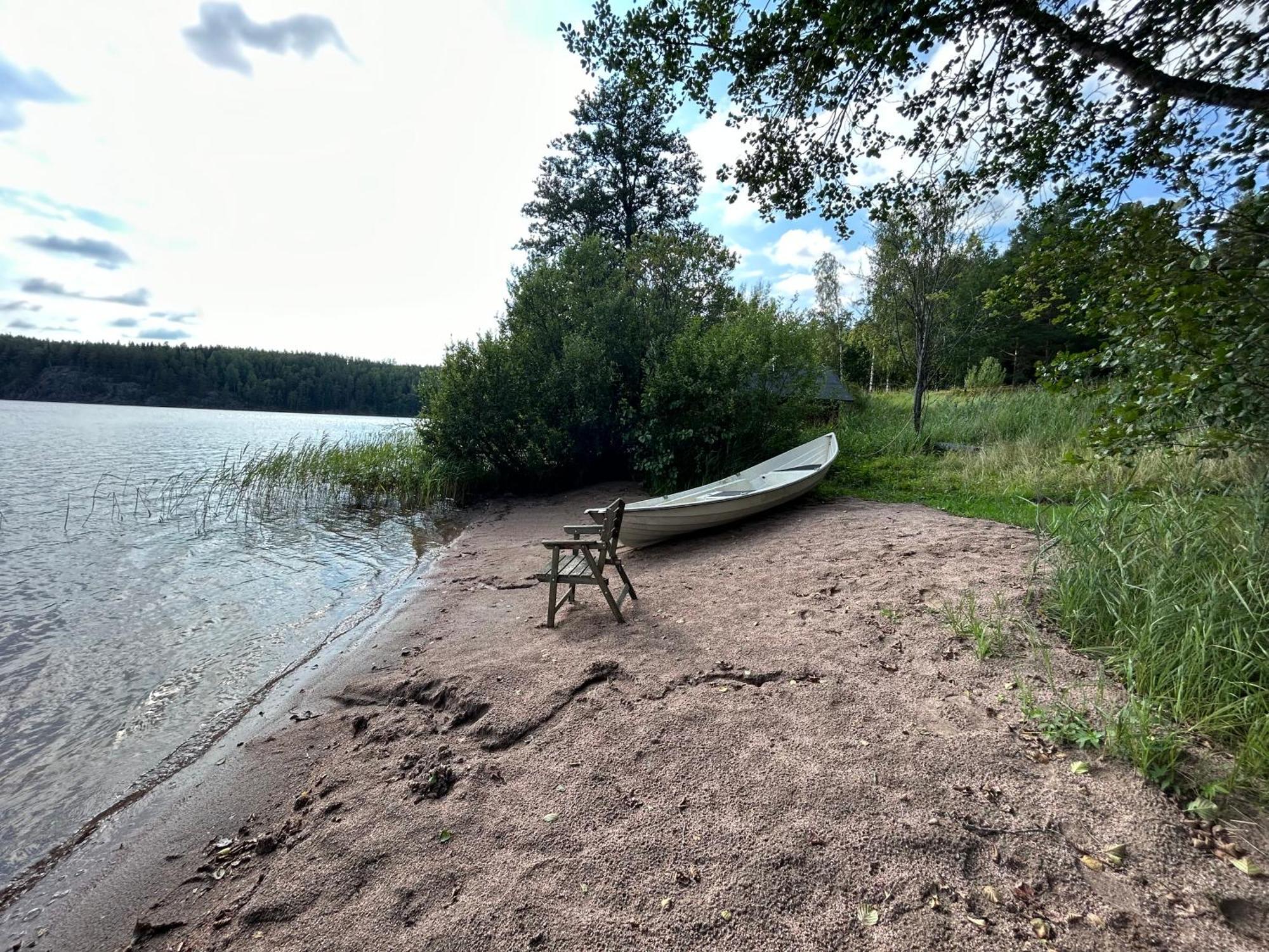 Sauna Cabin In The Heart Of Nuuksio National Park - Moekki Nuuksiossa Еспоо Екстериор снимка